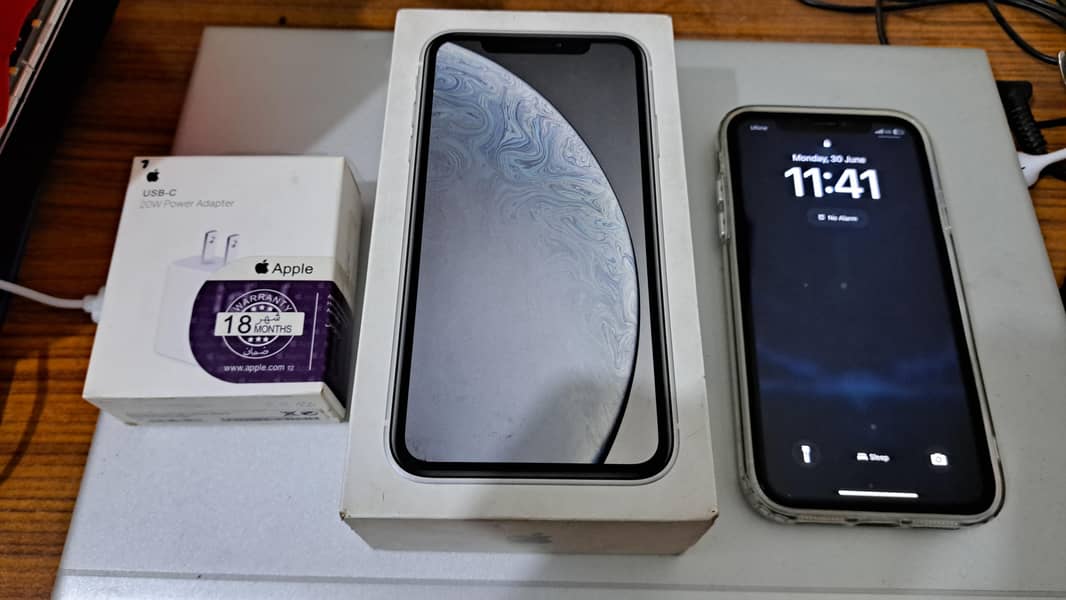 Iphone XR in Good Condition. PTA Approved. 0