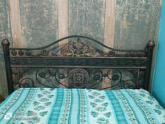 iron bed king size and iron almari