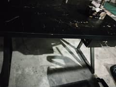 chair and table semi new