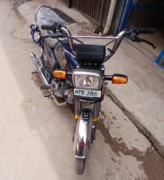 Cd 70 for sale  just look like new
