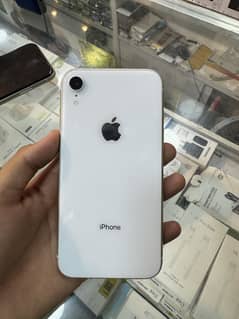 i phone XR non pta 128gb battery 86% waterpack