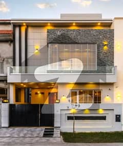 Final Rent - 5 Marla Luxurious Bungalow For Rent In DHA Phase 9 Town Lahore