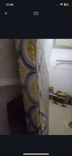 Metress queen size