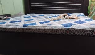 Full Size Bed with Mattress