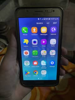 Samsung j7 2 gb ram 16 gb memory