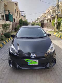Toyota Aqua G LED soft leather selection