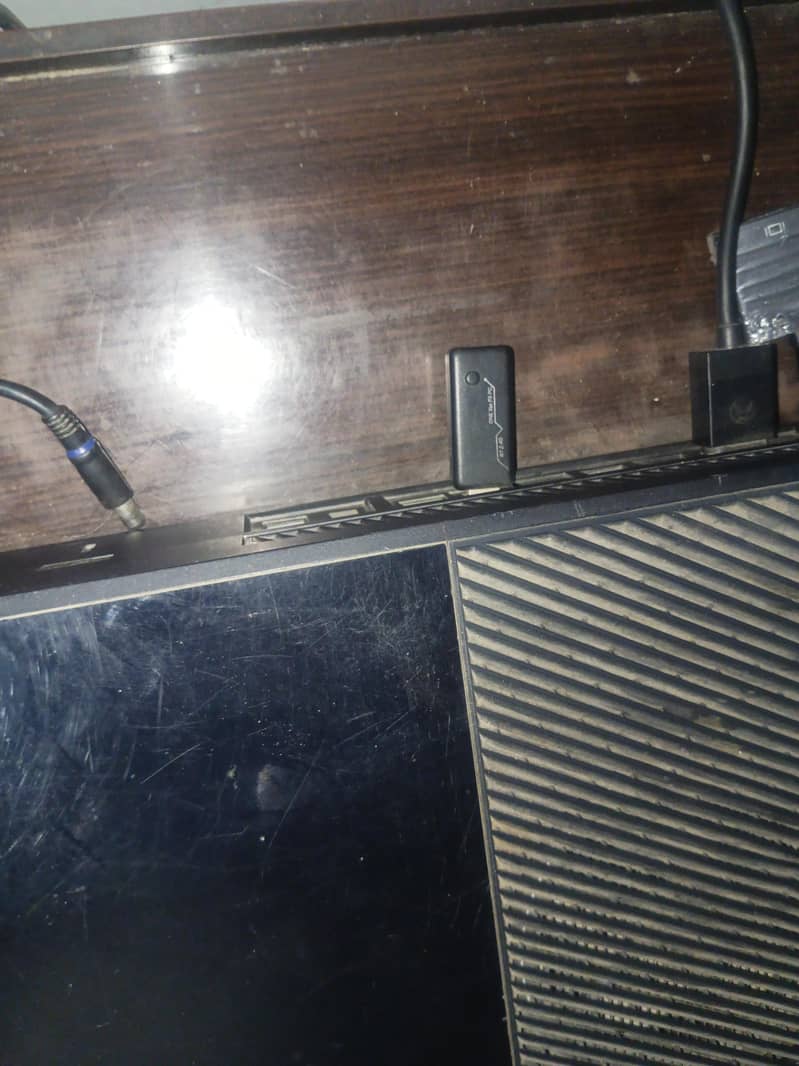 Xbox One Jailbreak "1 TB With TWO controllers" 3