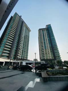 Highly-Desirable 3200 Square Feet Flat Available In Emaar Pearl Towers