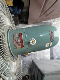 Pedestal Fan for sale