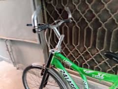 very good condition  size 24 cell 03085344643