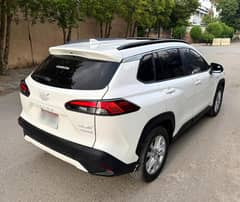 Toyota Cross HEV X 2024 automatic 1.8 Hybrid Sunroof