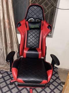 Lunar racer gaming chair full comfortable 10/10 condition