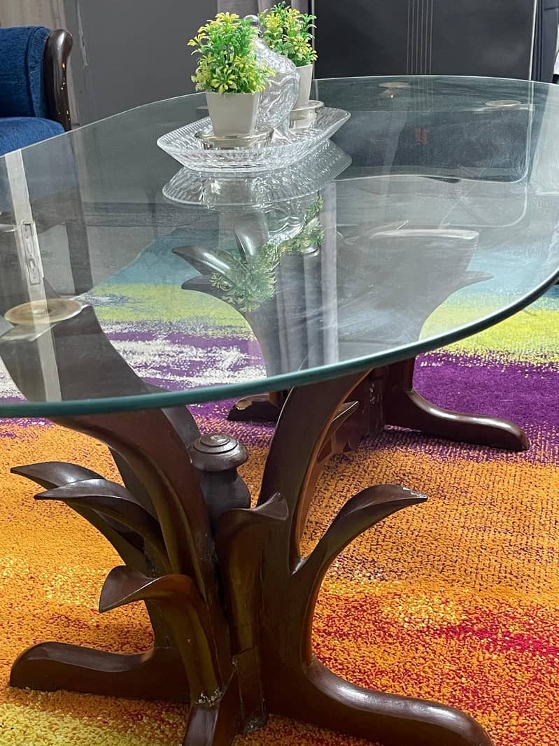 Set of three tables  1 large coffee table  2 sides tables 0