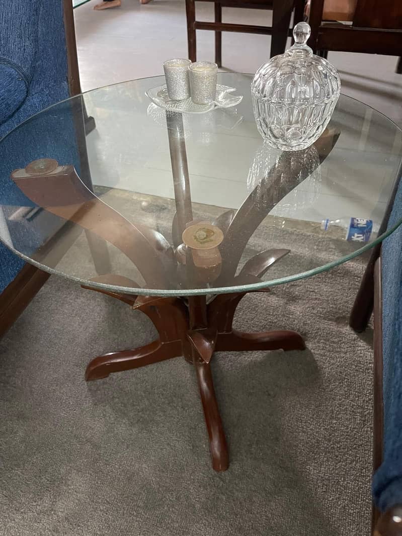 Set of three tables  1 large coffee table  2 sides tables 1