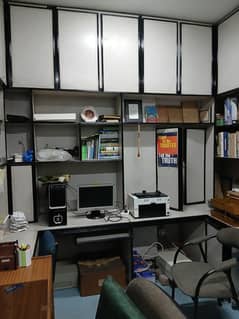 Racks & Cabinets