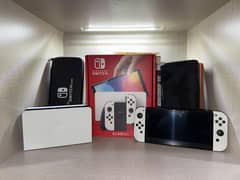 Nintendo Switch OLED(with box, accessories and carrying case)