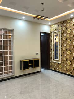10 Marla Brand New Lower Portion For Rent In Park View City Lahore