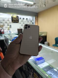 iphone 11pro max 256GB jv non PTA 81 battery health water pack