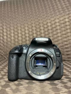 Canon 18-135mm Image Stabilizer Lens for DSLR – Excellent Condition