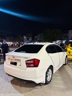 Honda city 1.5 aspire prosmatic 2015 model