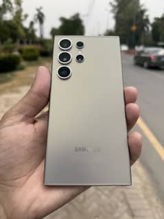 samsung S24 ultra  Natural titanium brand new condition Full Box