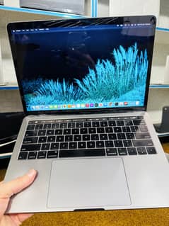 MacBook