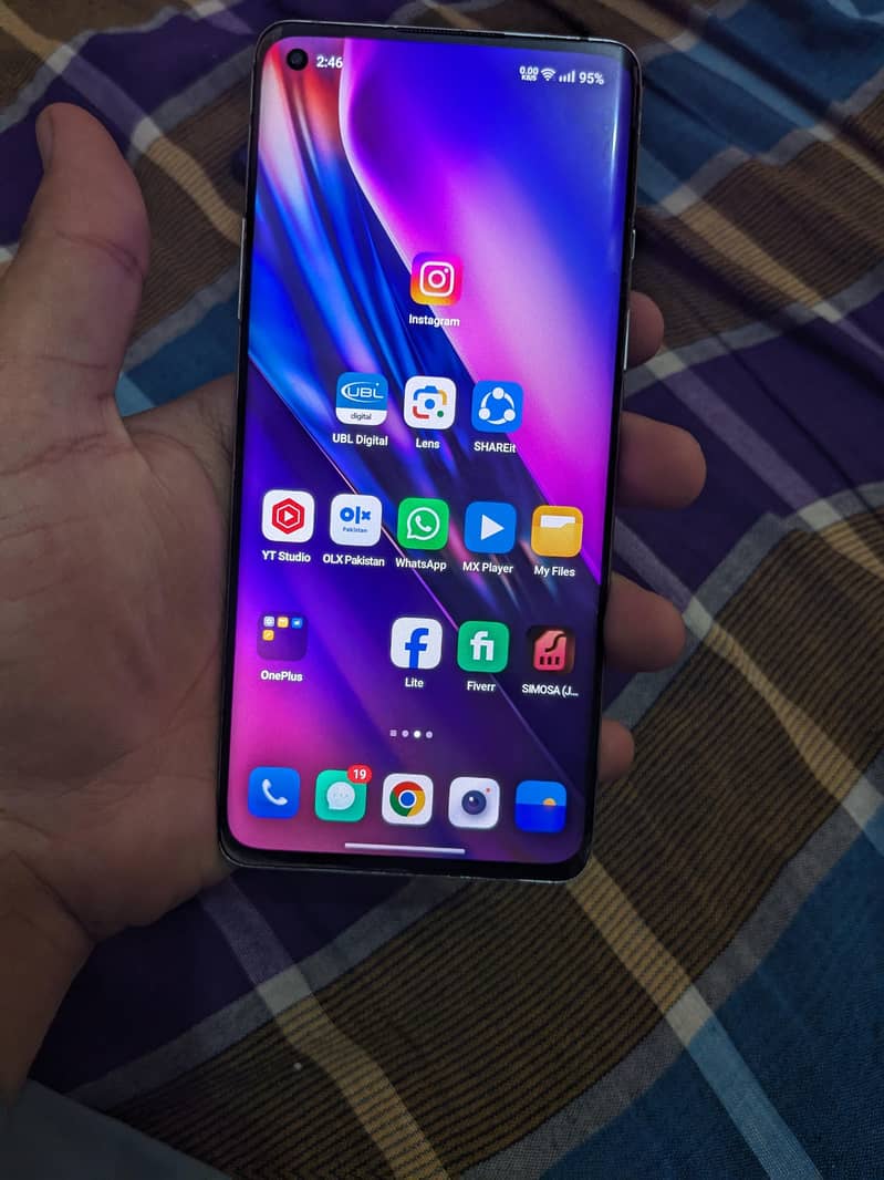 One plus 8 finger not working exchange possible 1