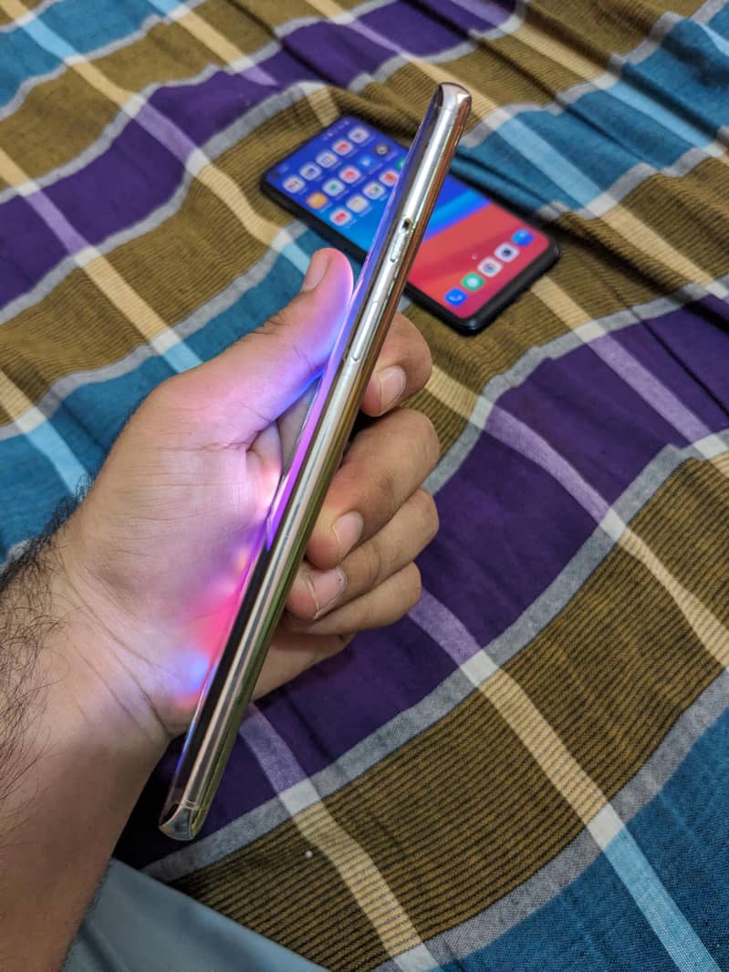 One plus 8 finger not working exchange possible 3