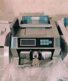 Cash counting machine