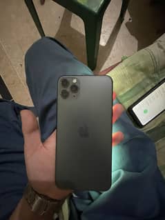 Iphone 11 pro max pta approved read description