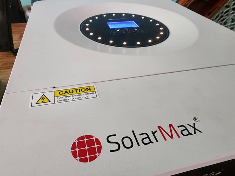 Solarmax Hybrid 6kwSolon Dual output Running condition in warranty 1