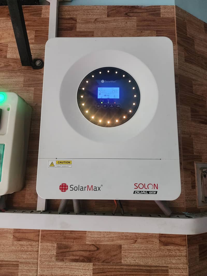 Solarmax Hybrid 6kwSolon Dual output Running condition in warranty 2