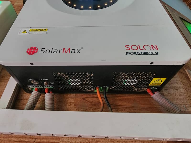 Solarmax Hybrid 6kwSolon Dual output Running condition in warranty 4