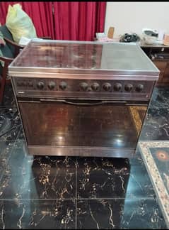 3 in 1 Hybrid Stove with built in Microwave ! Gas + Electric Cooking