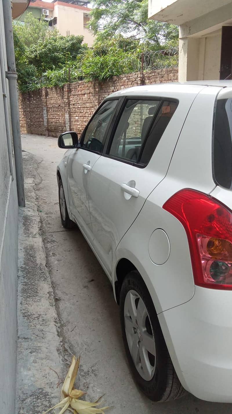 Suzuki Swift 1.3 Automatic Navigation 4