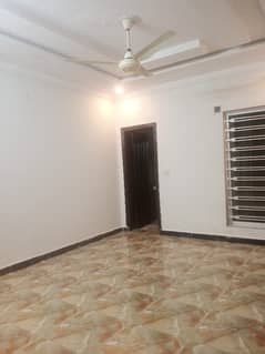 Rawalpindi Bahria Town Phase 8 Awami 5 2 Bedroom Apartment For Rent