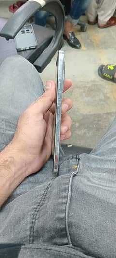 Camon 30 (12/256)