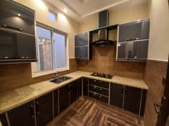 6 Marla Brand New Lower Portion For Rent