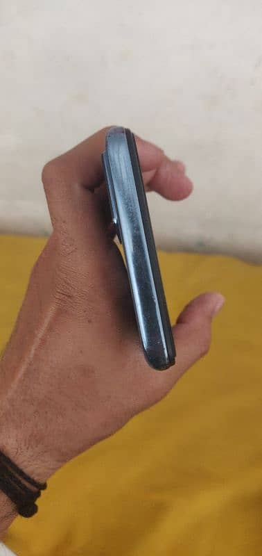 infinix zero x neo 8+3 128 Hello G95 prosesr 5