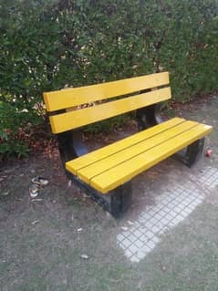 park bench available now urgent sale