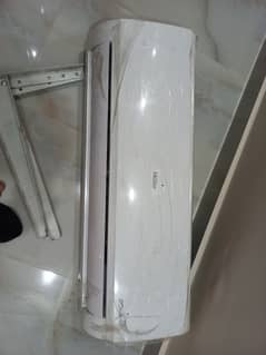 1 ton Haier DC inverter