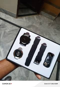 noisefit hybrid smartwatch