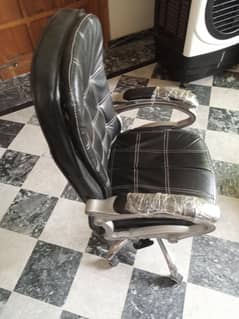 office chair/computer chair/revolving chair/executive chair