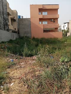 10 Marla plot for sale in sahafi colony