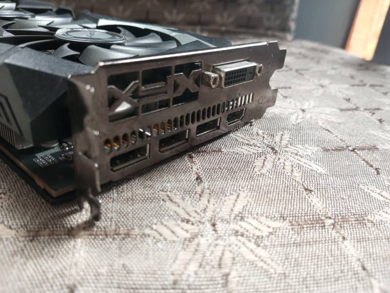 Amd rx590, 8GB, DDR5, graphics card, better condition, xt, rtx, xfx 2
