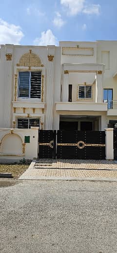 Bahriya nasheman 5 Marla house available for sale prime location near toooo park and Masjid. . . .