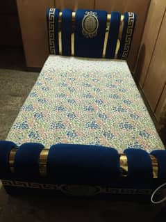 single bed two pice with matress