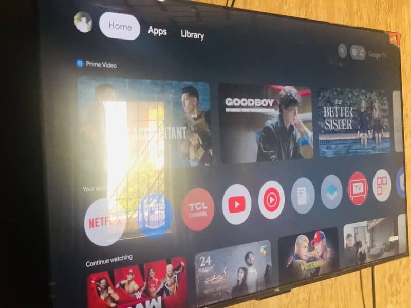 TCL p735 10by10 all ok with box and remote only 2