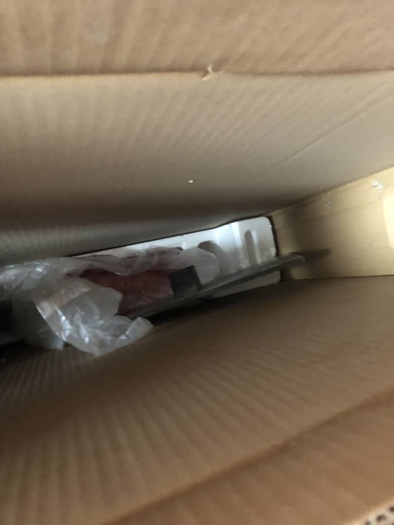 TCL p735 10by10 all ok with box and remote only 6