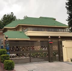 F-10/2 Beautiful Location 800 Square Yards House For Sale